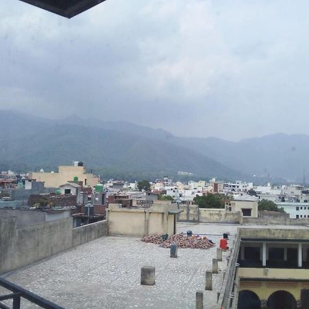 Hotel The Vilana A Unit Of Jg Developers Rishikesh Luaran gambar