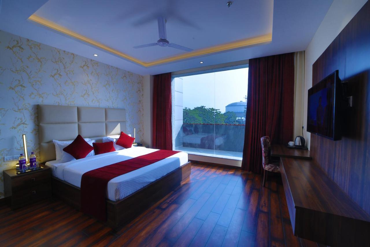 Hotel The Vilana A Unit Of Jg Developers Rishikesh Luaran gambar