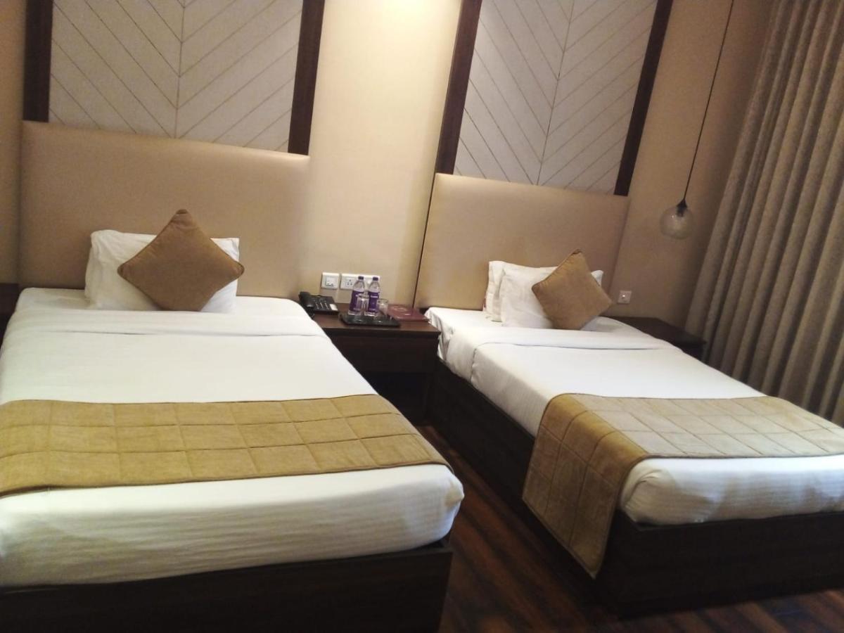 Hotel The Vilana A Unit Of Jg Developers Rishikesh Luaran gambar