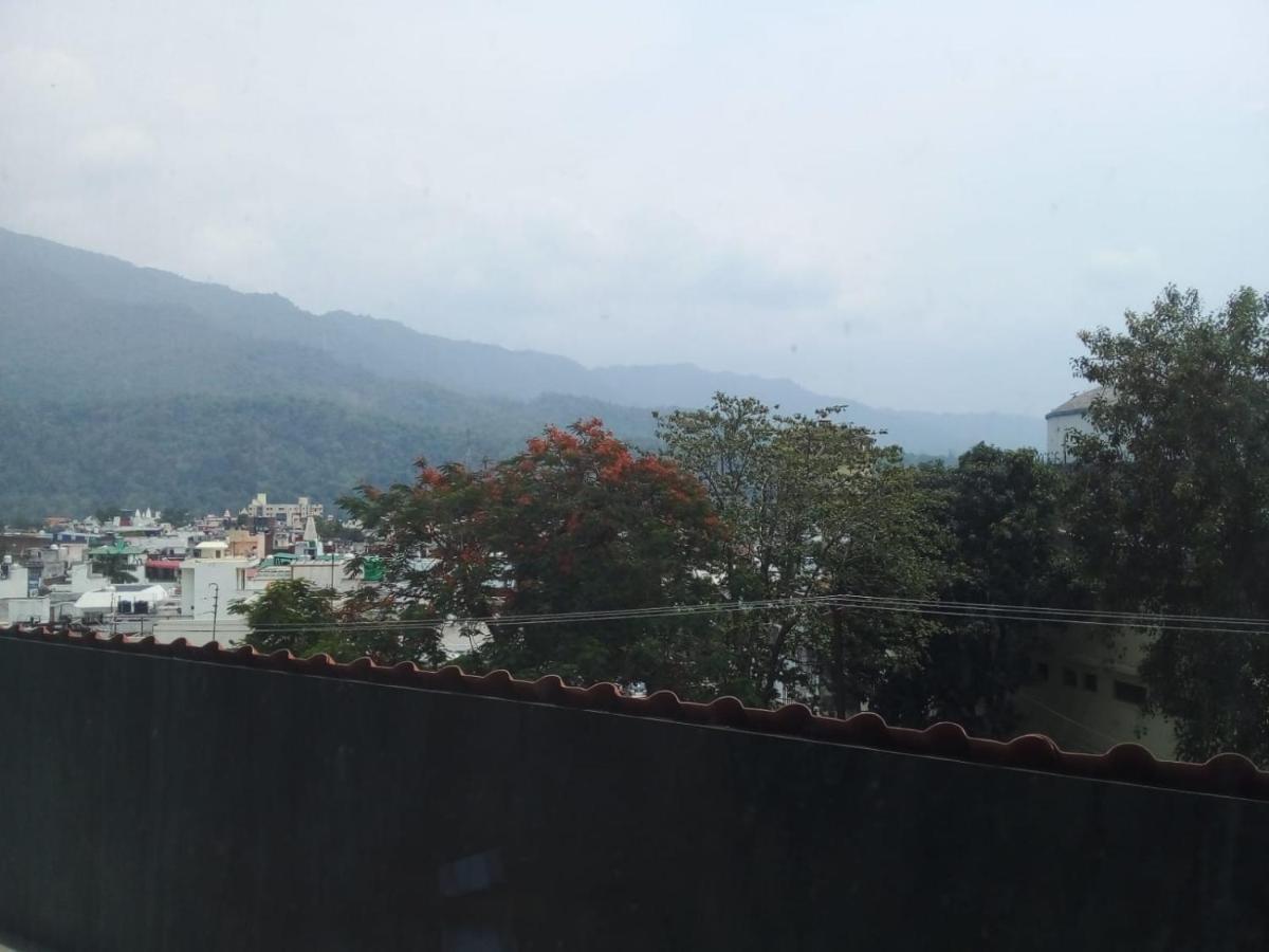 Hotel The Vilana A Unit Of Jg Developers Rishikesh Luaran gambar